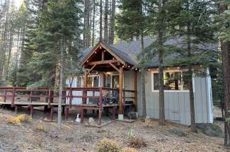 1986 Susquehana Drive- Renovated Tahoe Cabin: 3BD/1BA, 1,216 Sq Ft -Encircled by Forest