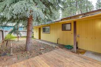 2708 Armstrong Ave #A- Available June 1st – Furnished Rental!