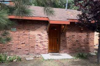 875 Tallac Ave #B – Studio Apartment